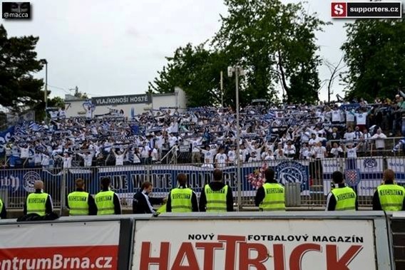 images/clanky/fanaticos-v-brne.jpg